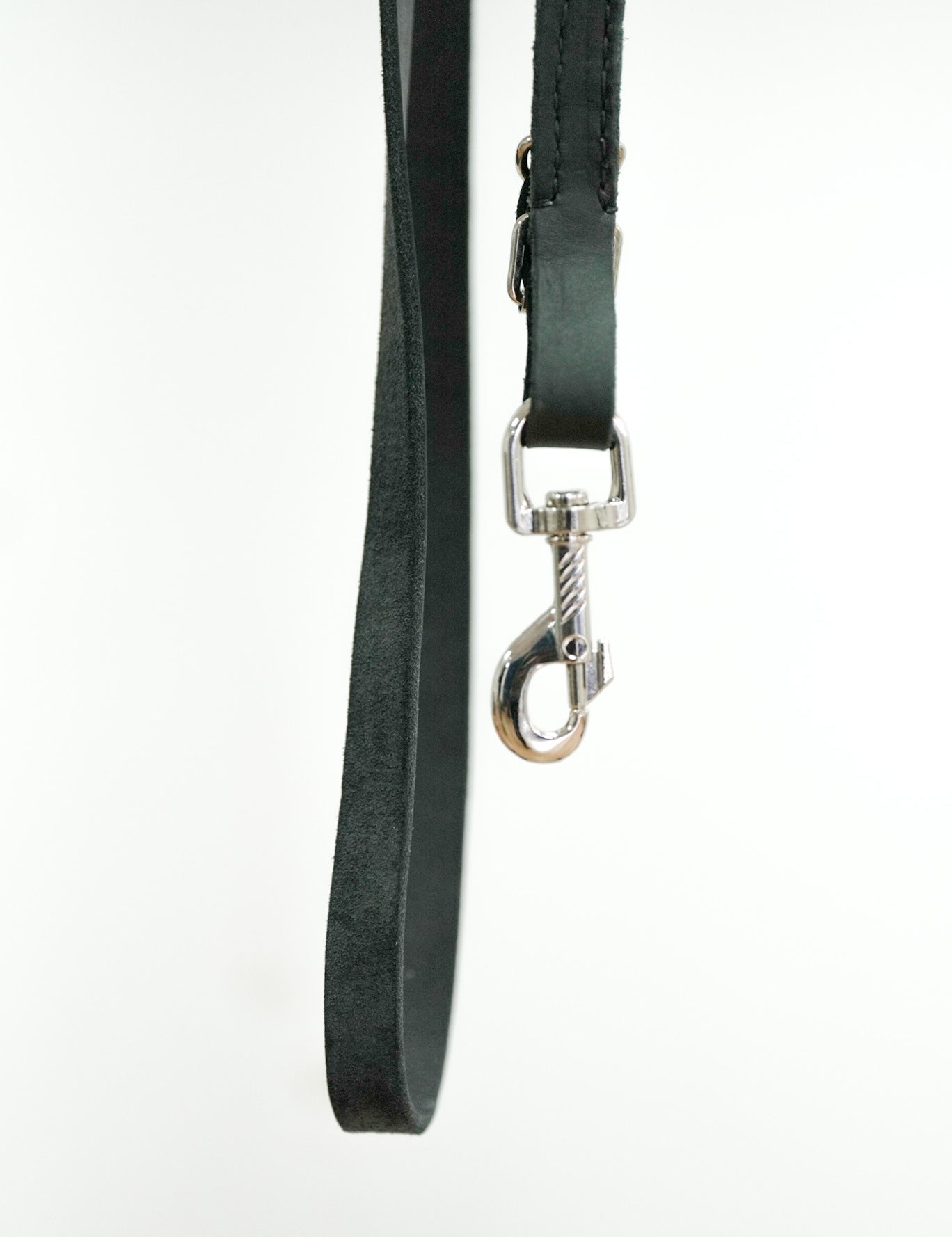 Black Leather Leash with Stainless Steel Clip 16mm with handle