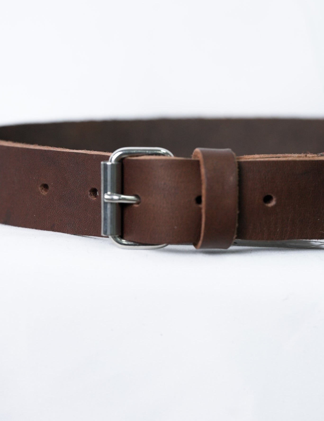 Brown leather dog collar front buckle