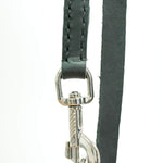 Schweikert Adjustable Leather Lead with Ring hook close-up