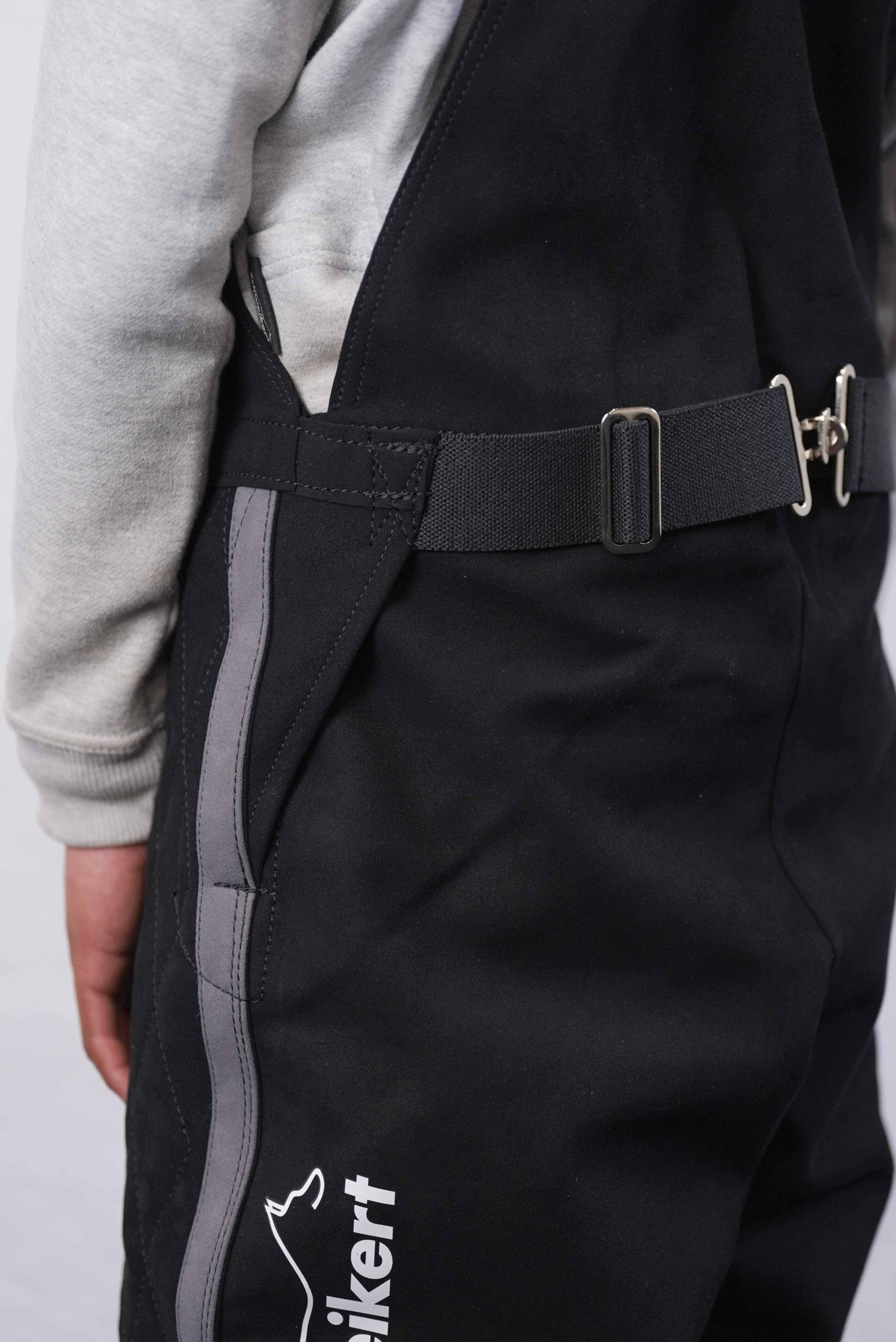 Schweikert Aero Protection Scratch Pants black belt