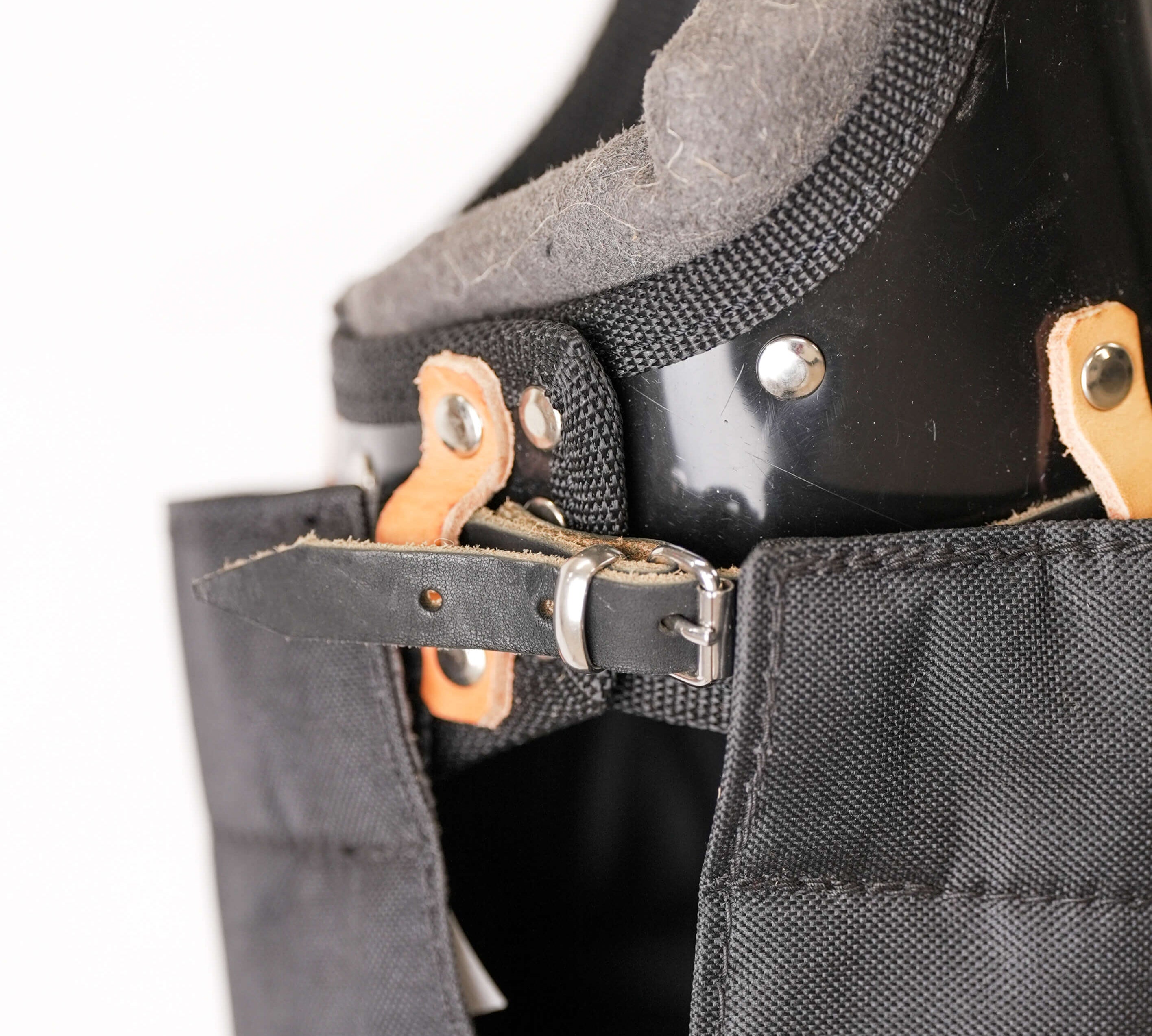 Schweikert "Ian" Puppy Protection Sleeve with Jute - Left Arm leather strap