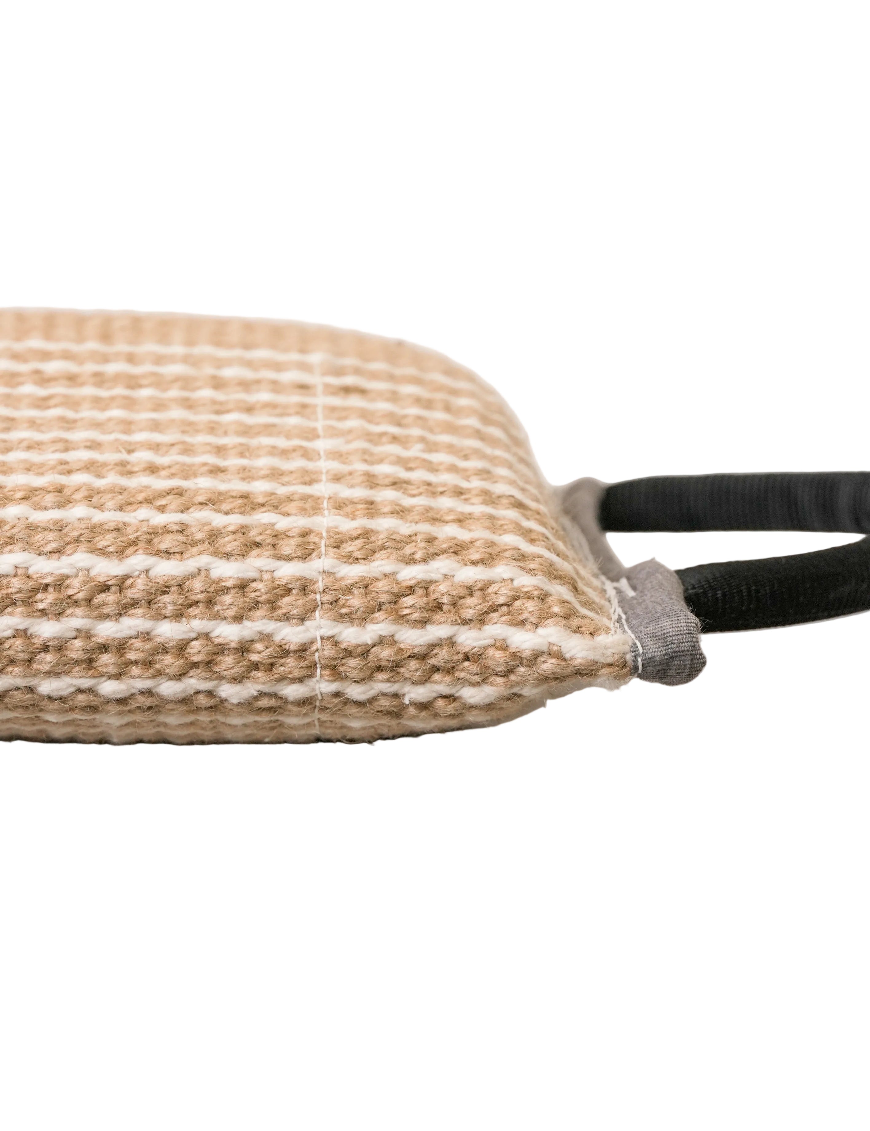 Schweikert Jute Bite Pad with 3 Handles bottom