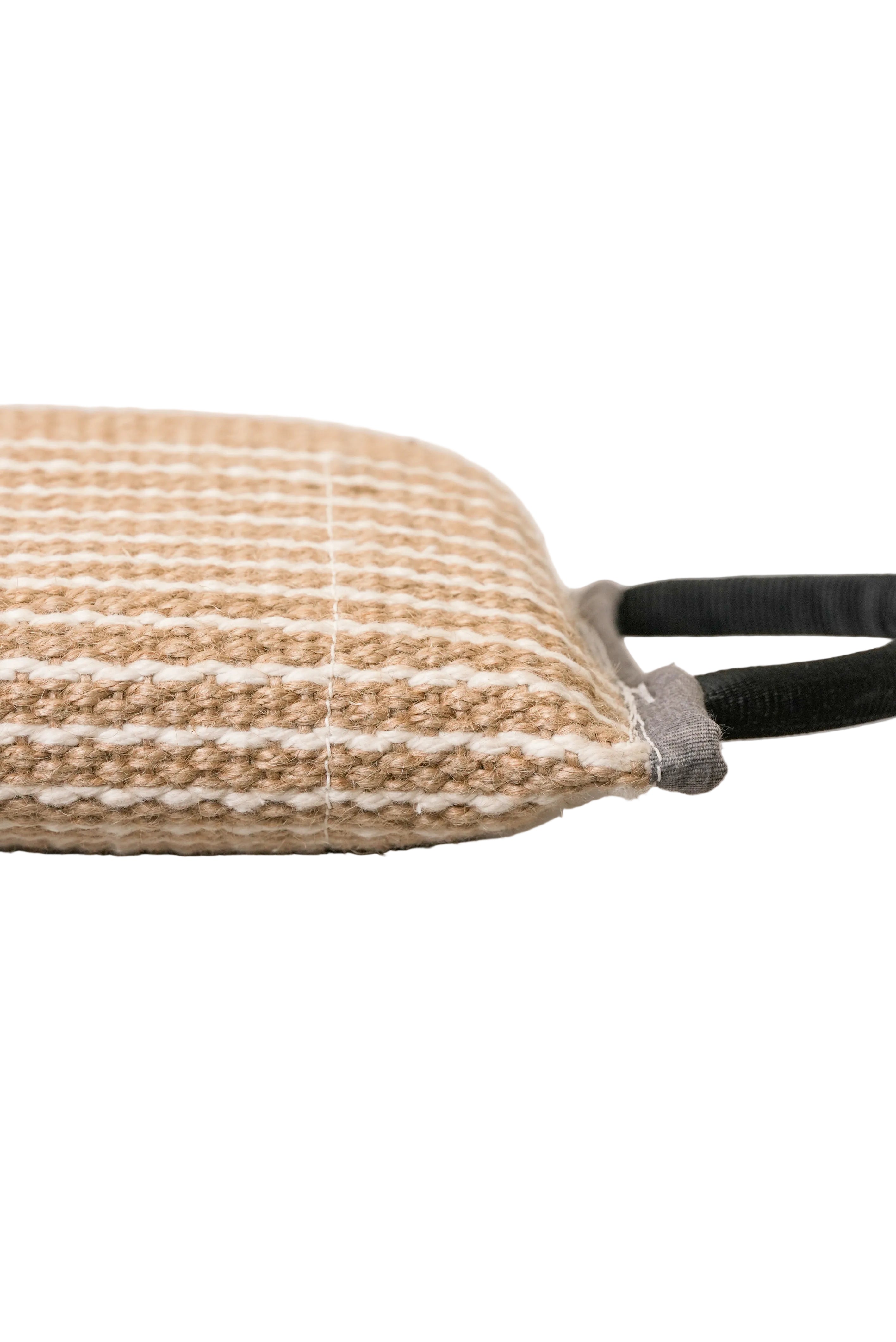 Schweikert Jute Bite Pad with 3 Handles bottom