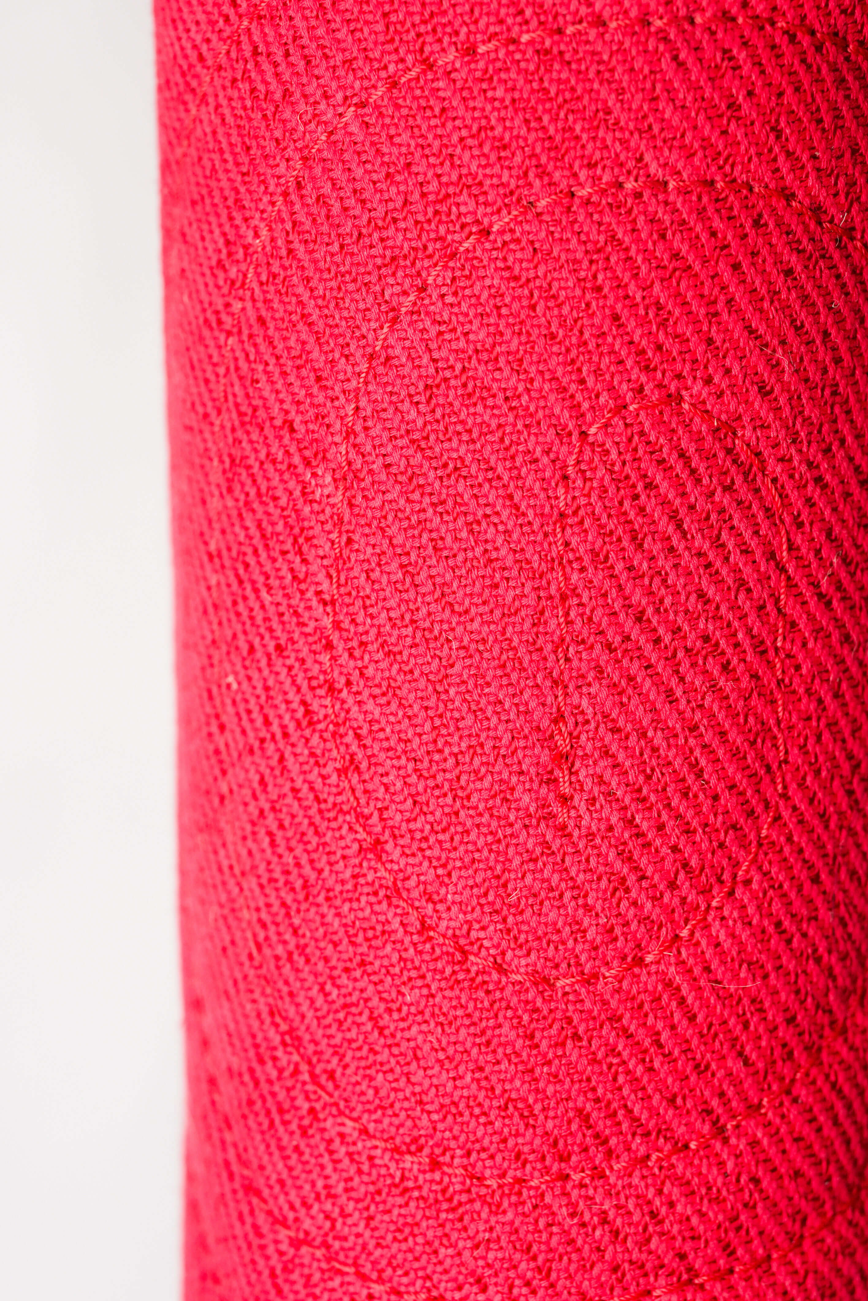 Schweikert Nylcot Bite Roll with Handles Red material