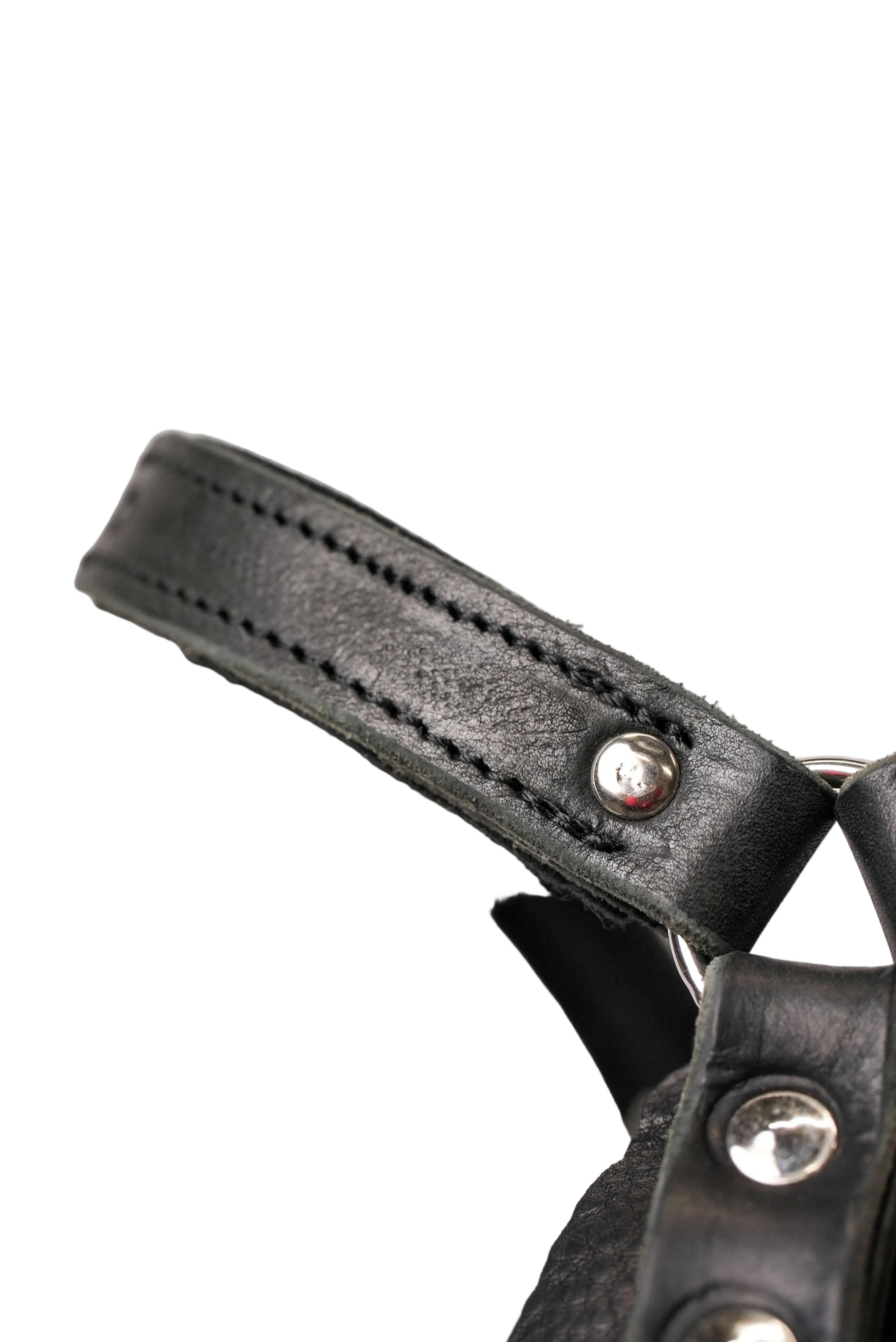 Schweikert Working Dog Leather Harness secure